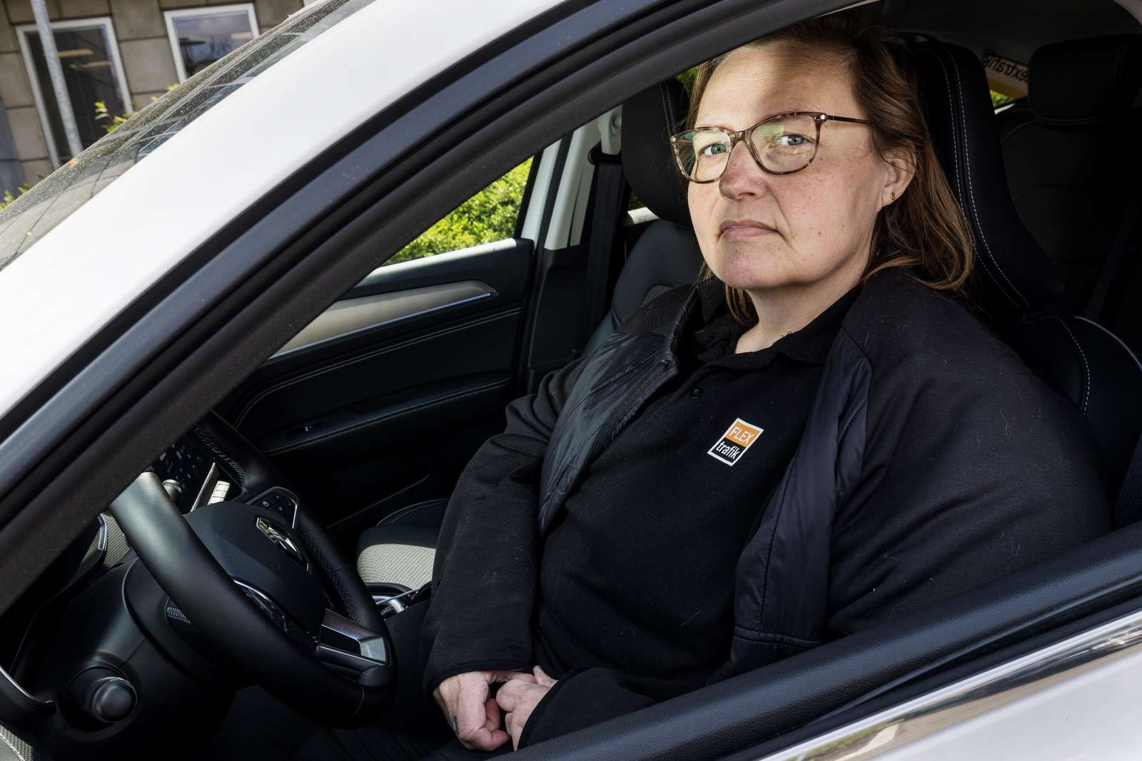 Eneforsørger og flextrafikchauffør Karina Westh får en skattelettelse på 158 kroner om måneden. En direktør, der er eneforsørger, får 1.425 kroner om måneden.